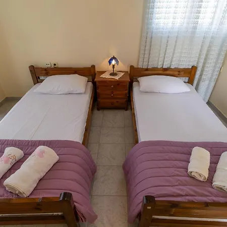 Villa Virginia Lixúri