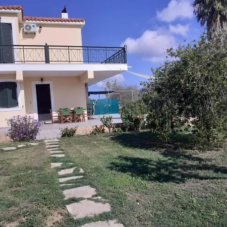 Virginia Βίλα Ληξούρι