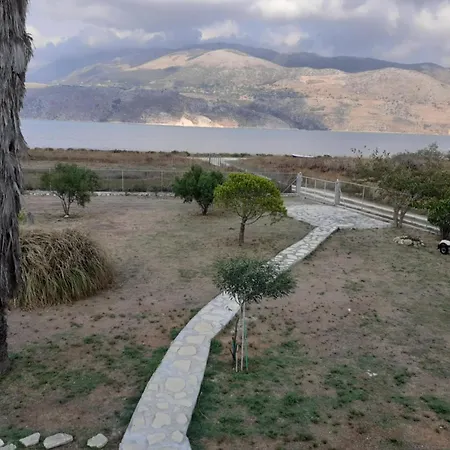 Virginia Βίλα Ληξούρι