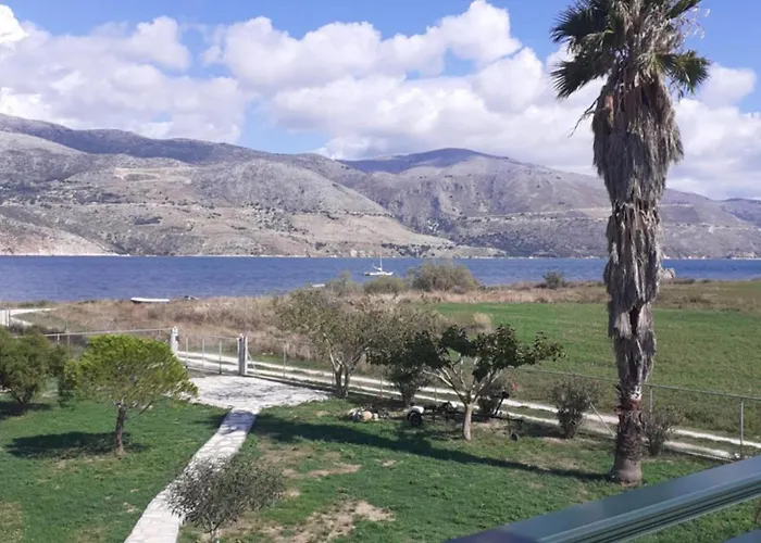 Vila Virginia Lixouri