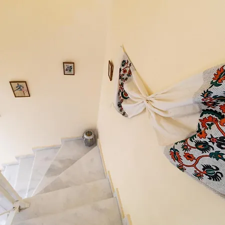 Virginia Villa Lixouri